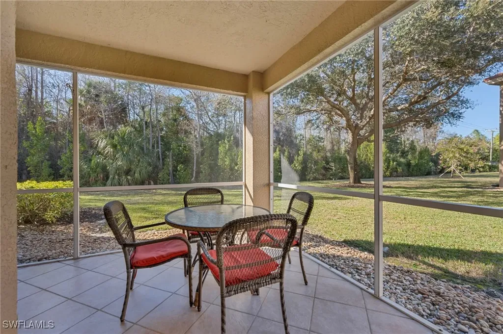 6765 Huntington Lakes Circle Naples FL 34119
