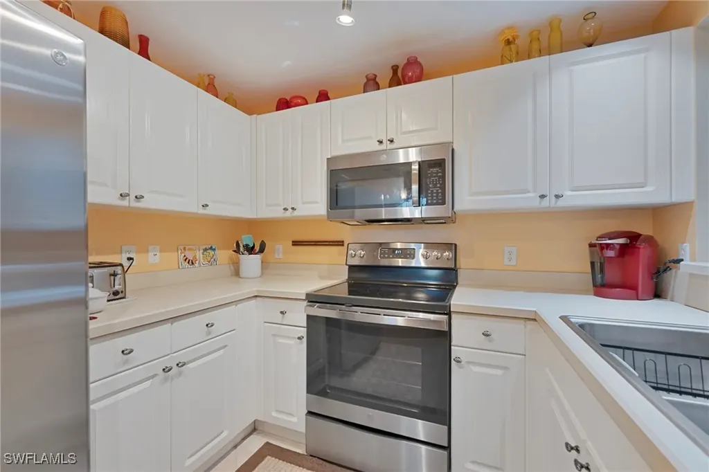 6765 Huntington Lakes Circle Naples FL 34119