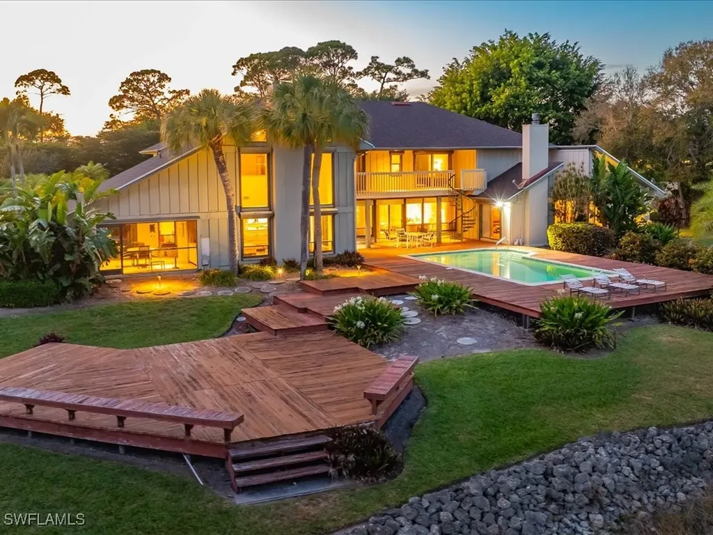 154 Cajeput Drive Naples FL 34108