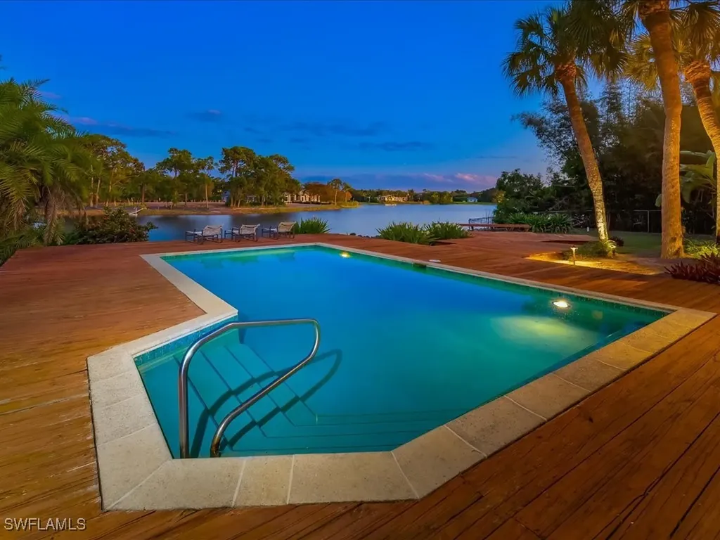 154 Cajeput Drive Naples FL 34108