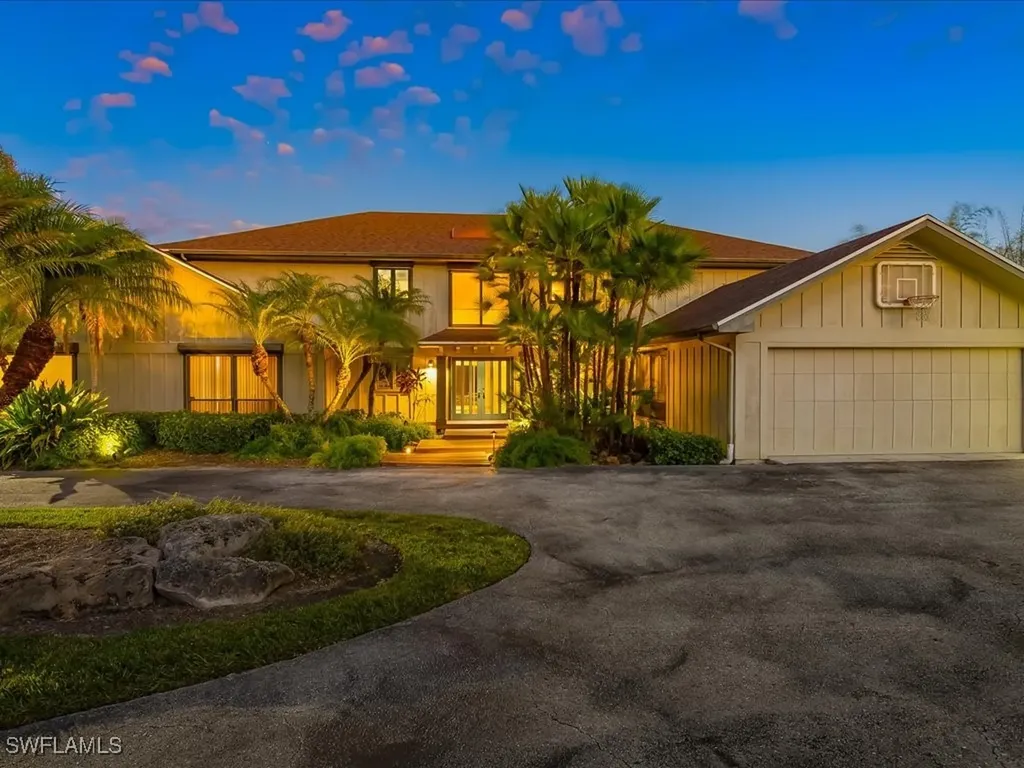 154 Cajeput Drive Naples FL 34108