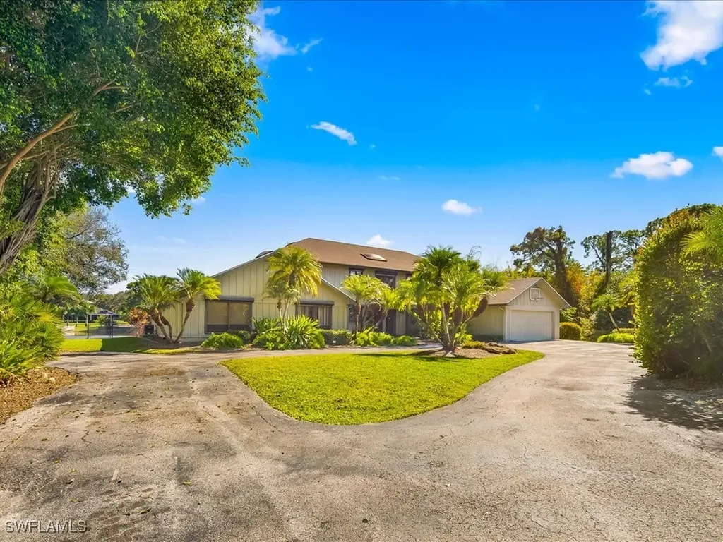 154 Cajeput Drive Naples FL 34108