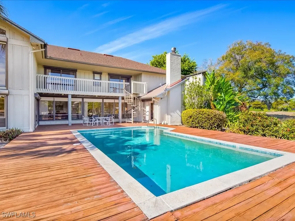 154 Cajeput Drive Naples FL 34108