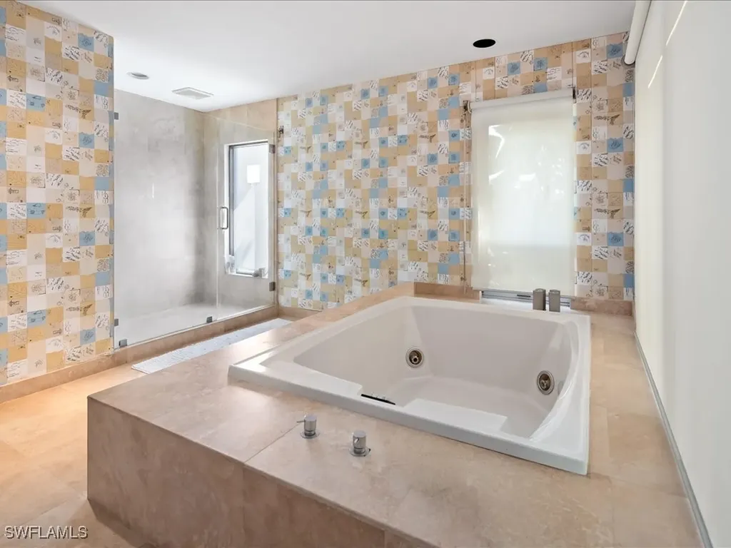154 Cajeput Drive Naples FL 34108