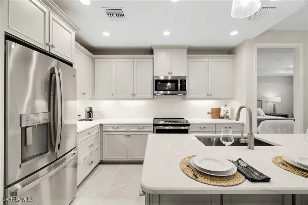 2614 Seychelles Circle Naples FL 34112