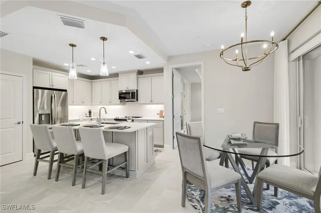 2614 Seychelles Circle Naples FL 34112