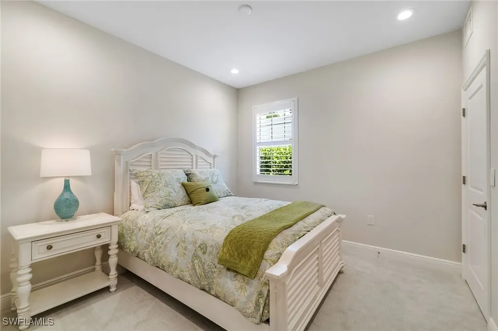 2614 Seychelles Circle Naples FL 34112