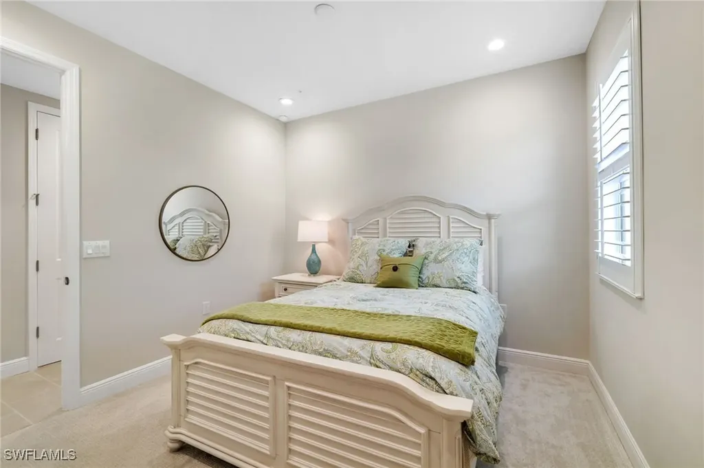 2614 Seychelles Circle Naples FL 34112
