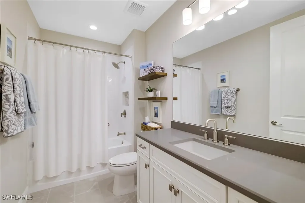 2614 Seychelles Circle Naples FL 34112