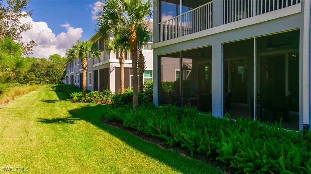 2614 Seychelles Circle Naples FL 34112