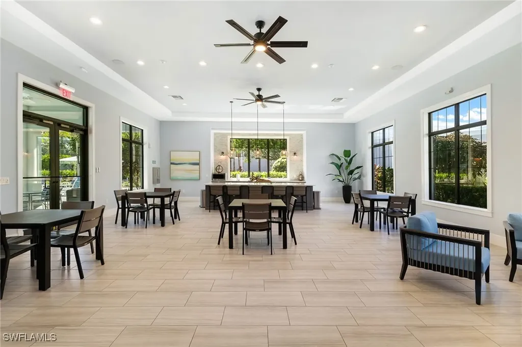 2614 Seychelles Circle Naples FL 34112