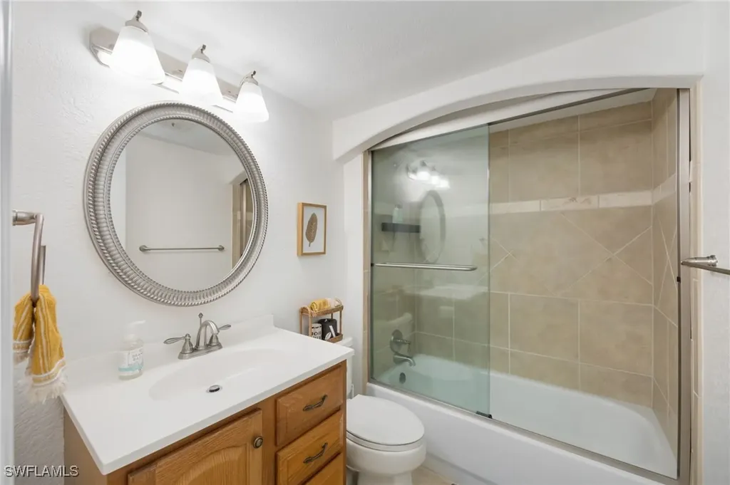 72 7th Street S Naples FL 34102