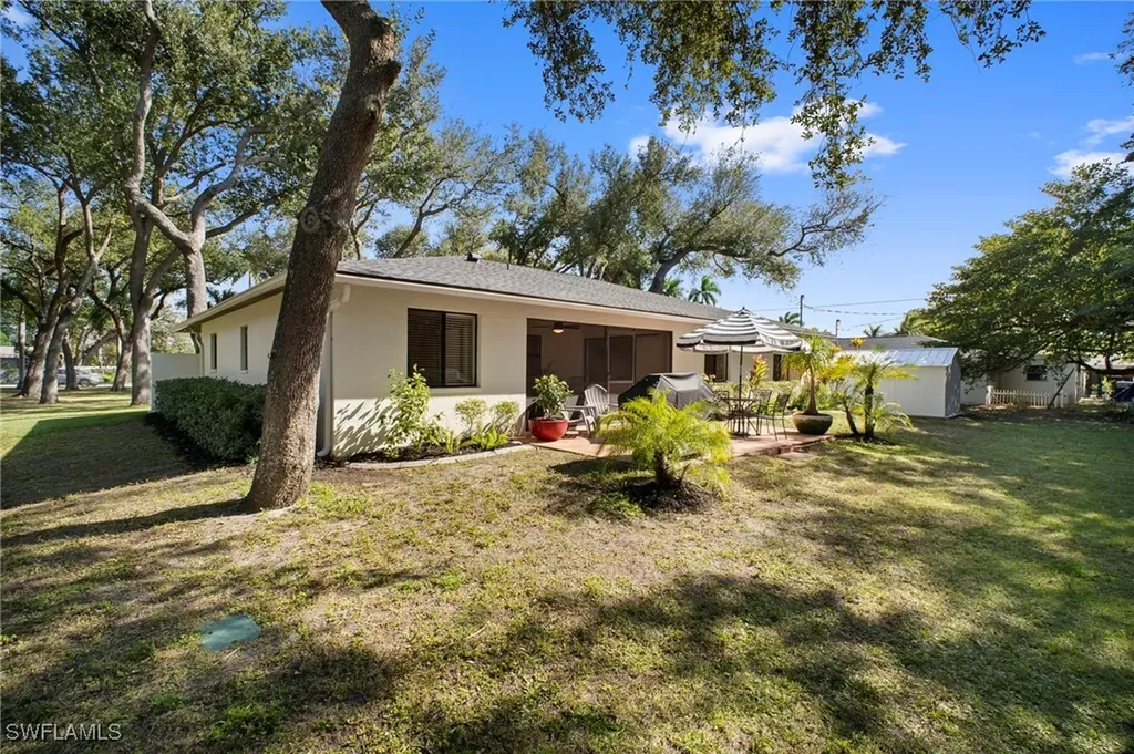 4630 Mcgregor Boulevard Fort Myers FL 33901