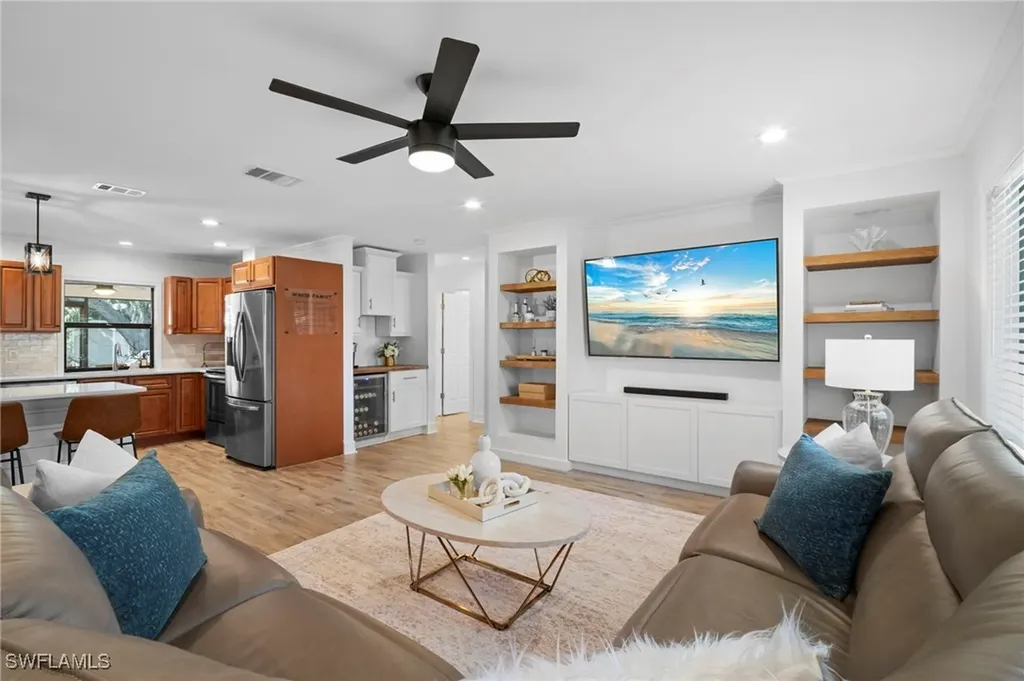 4630 Mcgregor Boulevard Fort Myers FL 33901