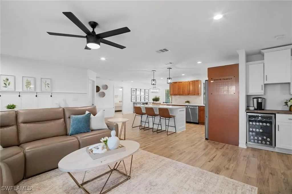 4630 Mcgregor Boulevard Fort Myers FL 33901