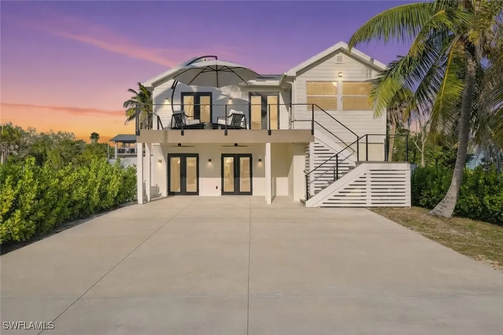 Fort Myers Beach FL, 5815 Estero Boulevard