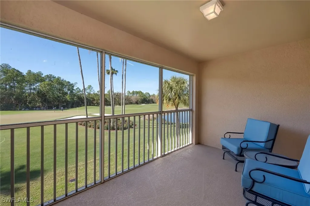 Naples FL, 3890 Sawgrass Way, Unit 2324