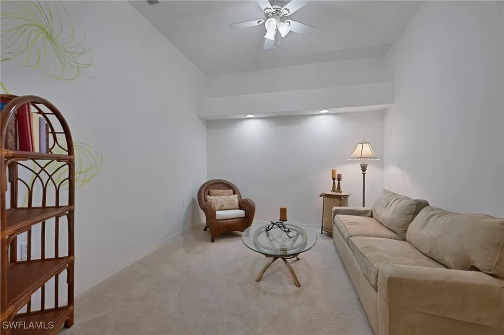 3890 Sawgrass Way Naples FL 34112