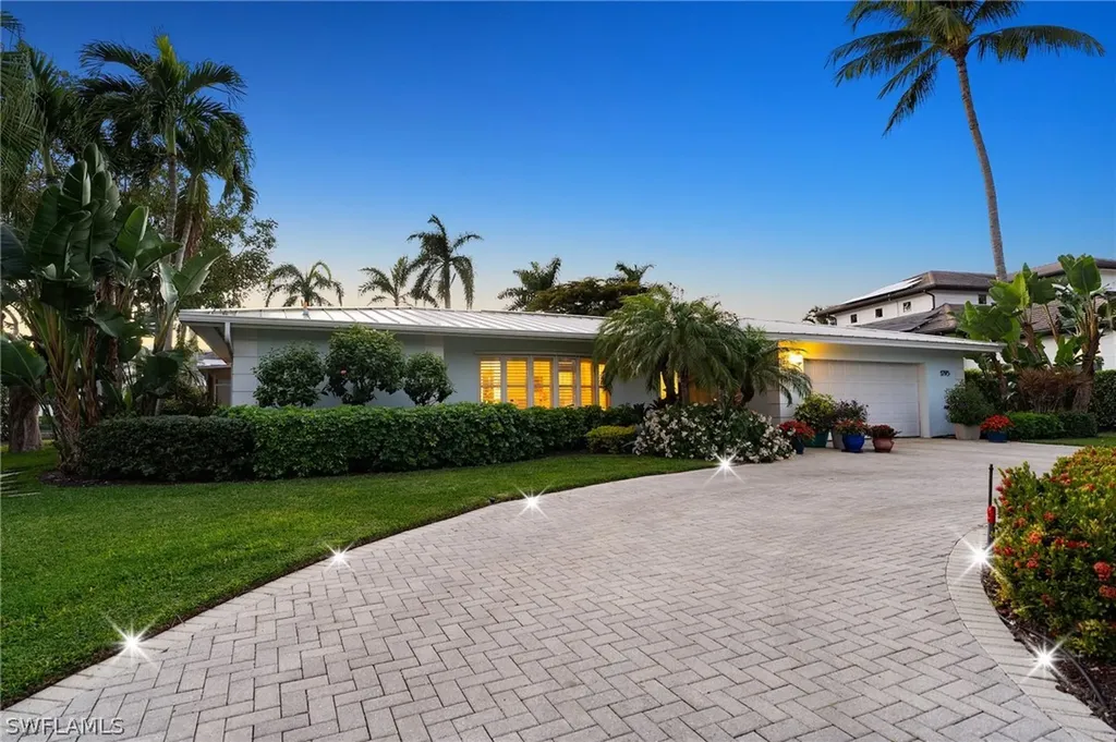 1795 Hurricane Harbor Lane Naples FL 34102