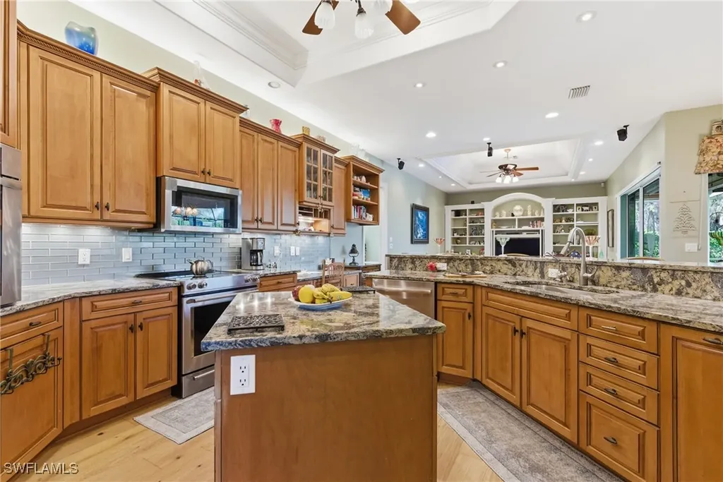 5867 Marble Court Naples FL 34110
