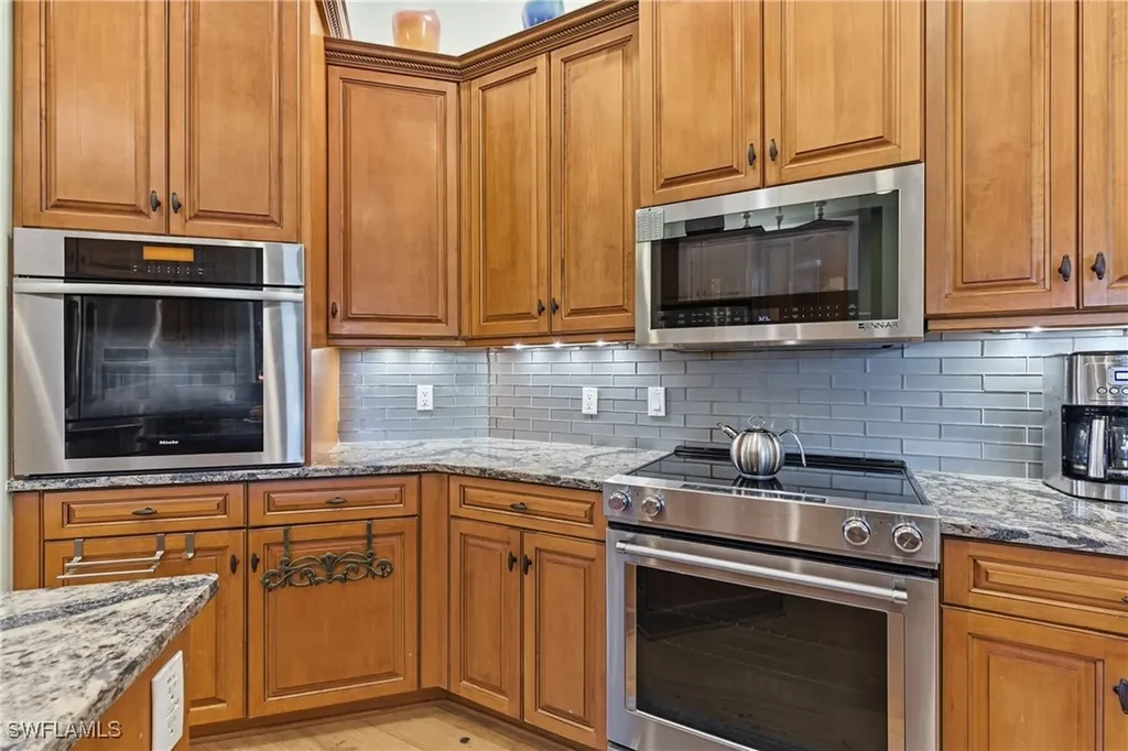 5867 Marble Court Naples FL 34110