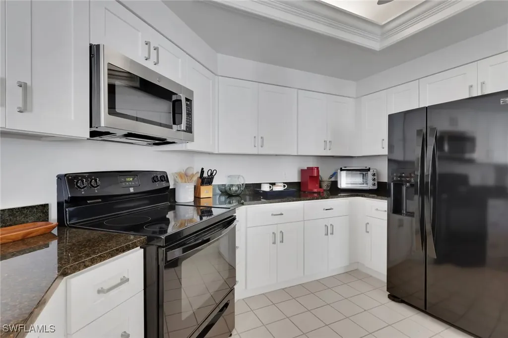 6260 Bellerive Avenue Naples FL 34119