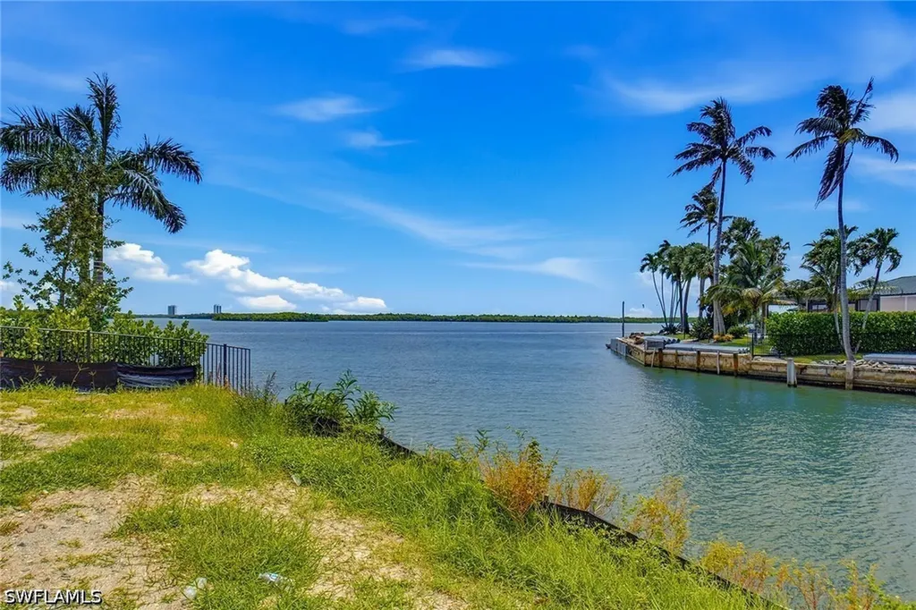 975 Sundrop Court Marco Island FL 34145