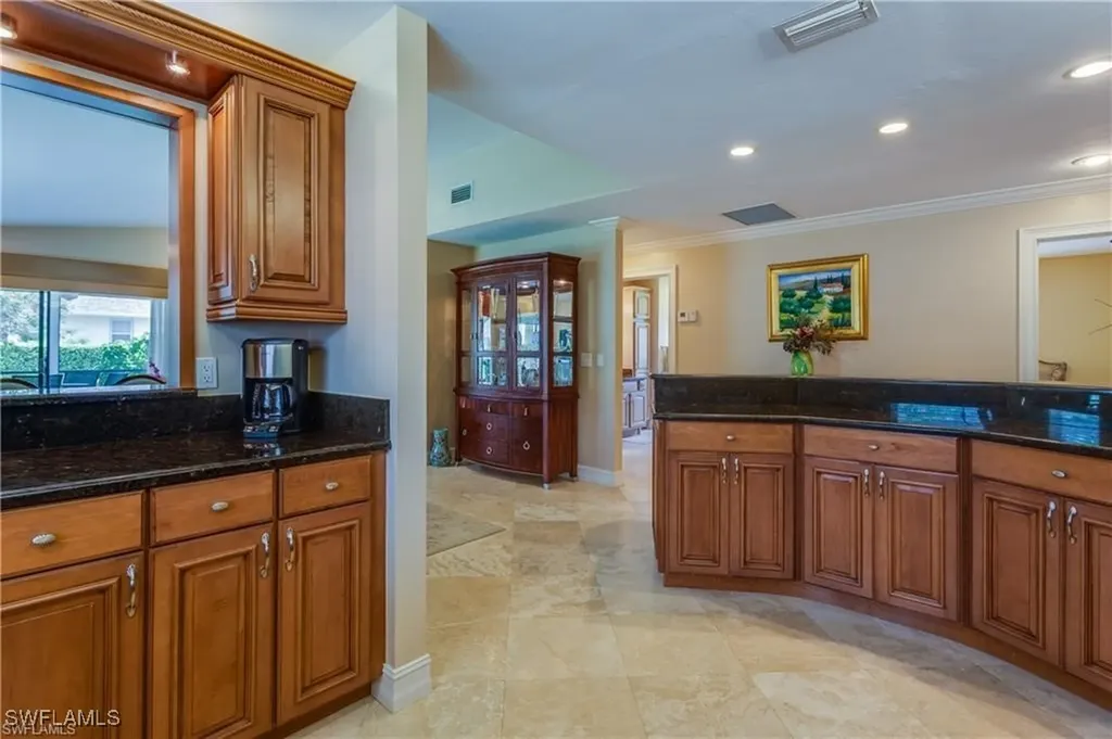 630 95th Avenue N Naples FL 34108