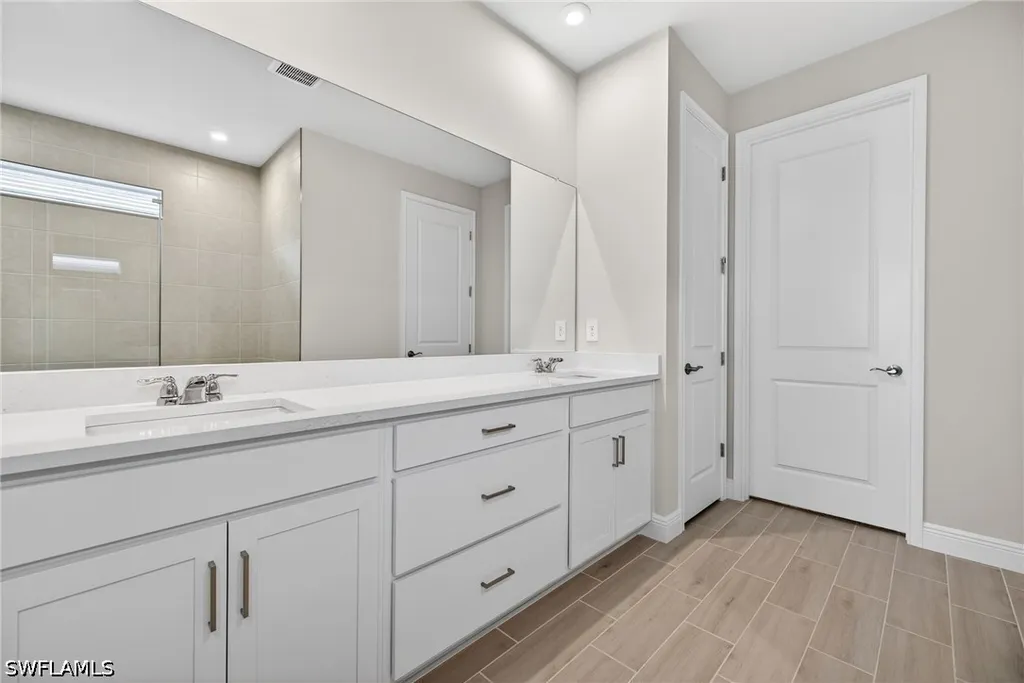 1833 Summerlit Avenue Naples FL 34114