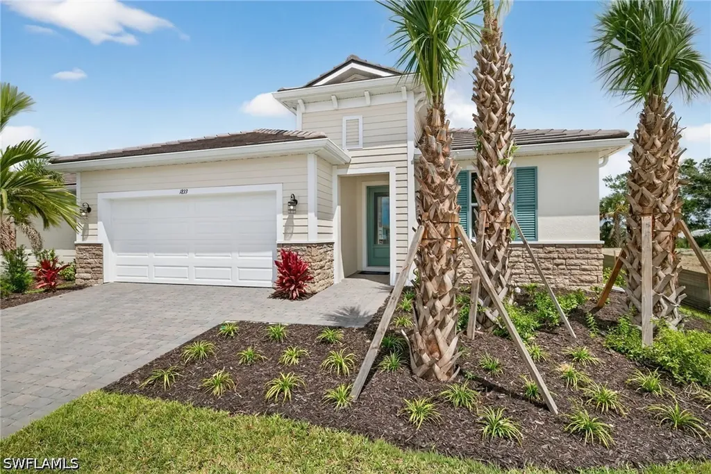 1833 Summerlit Avenue Naples FL 34114