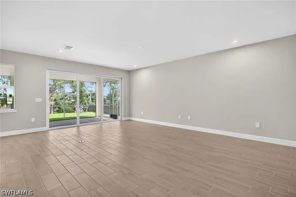 1833 Summerlit Avenue Naples FL 34114
