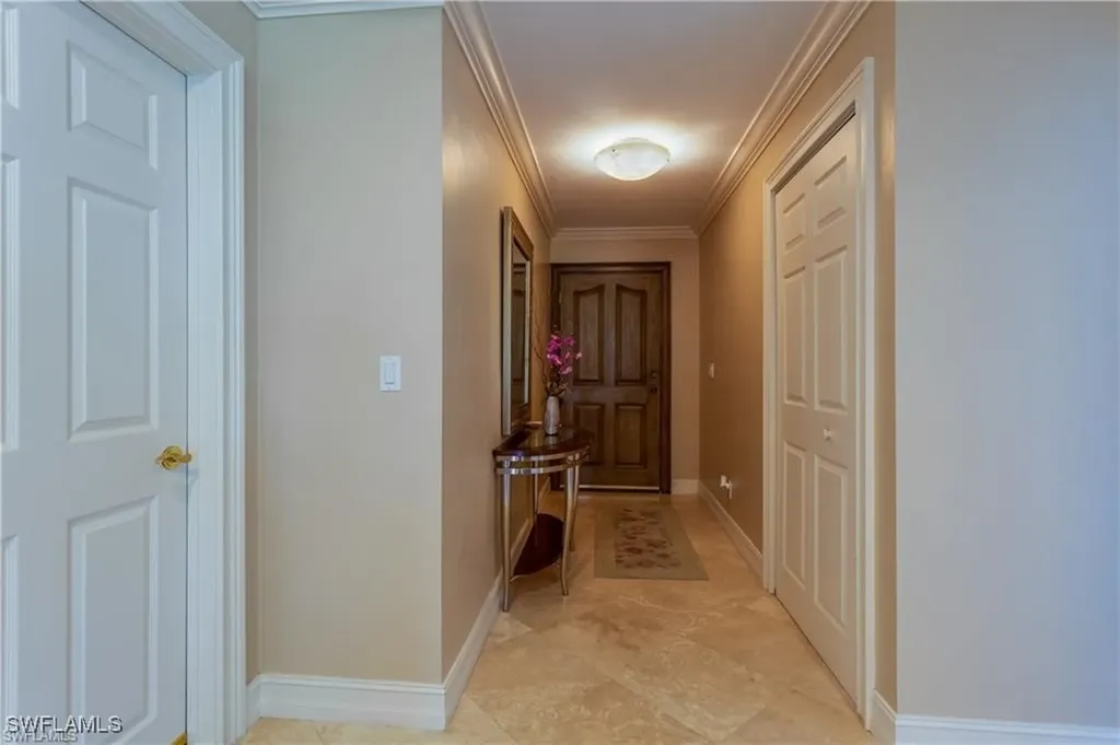630 95th Avenue N Naples FL 34108