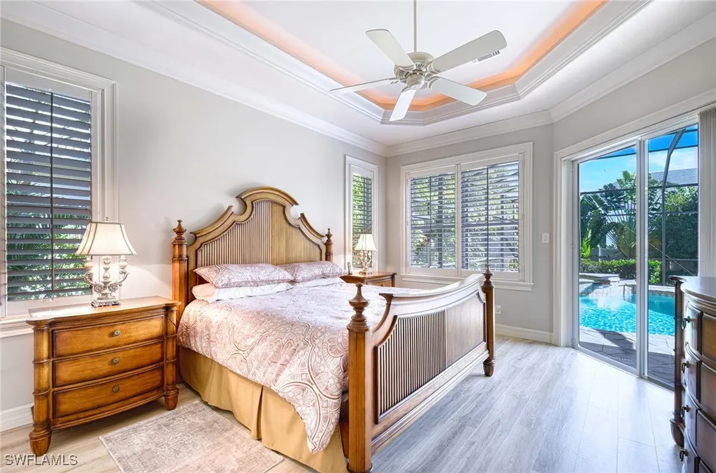 3002 Crayton Road Naples FL 34103