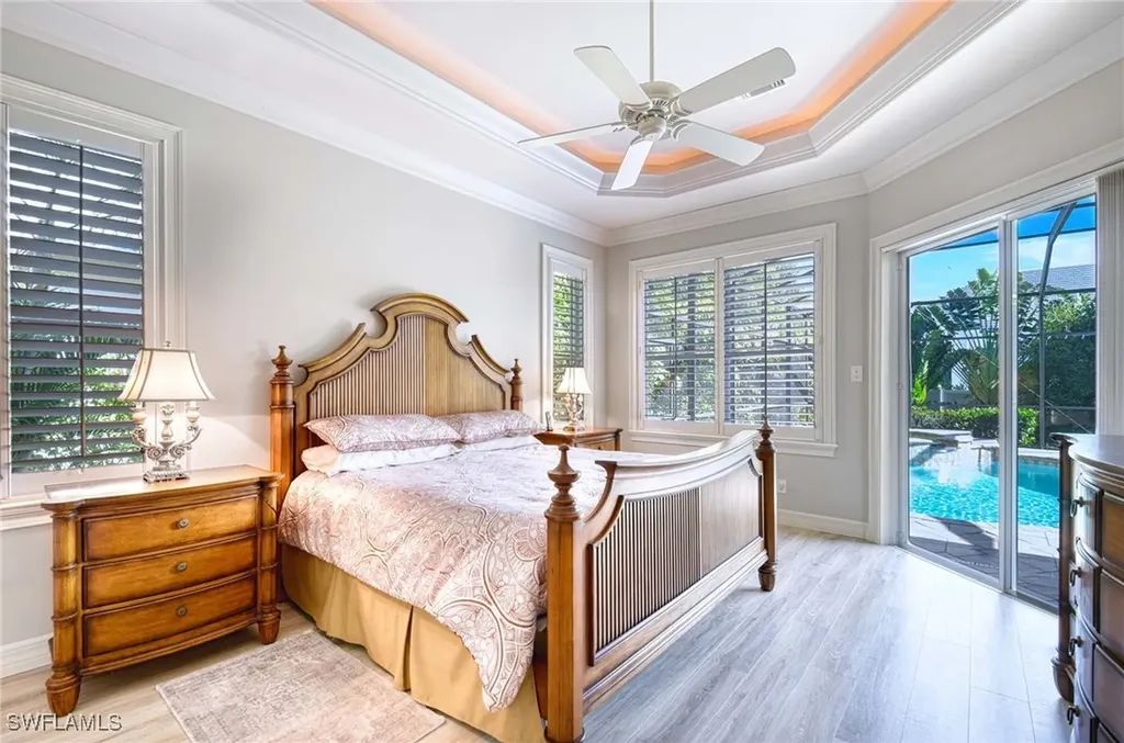3002 Crayton Road Naples FL 34103