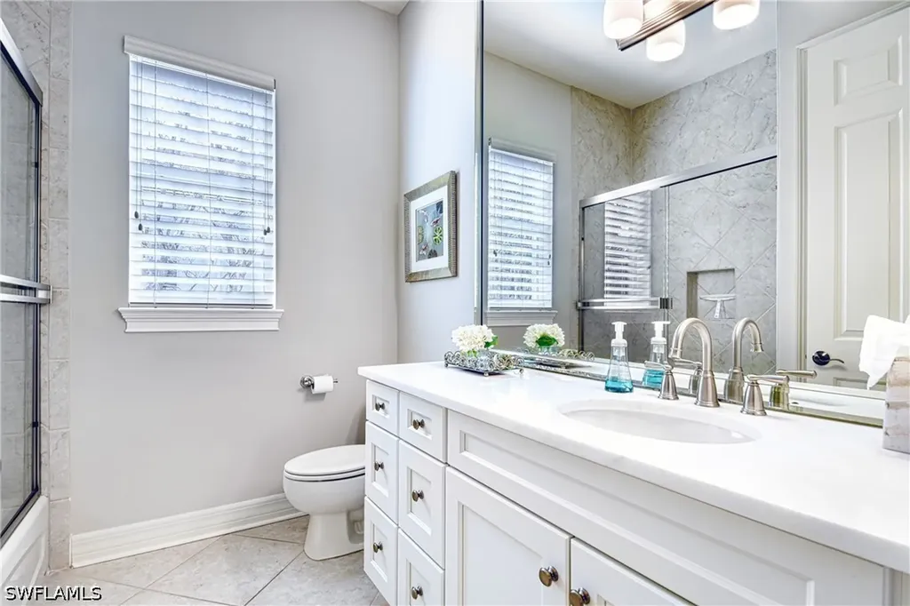 3002 Crayton Road Naples FL 34103