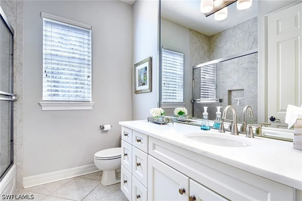 3002 Crayton Road Naples FL 34103
