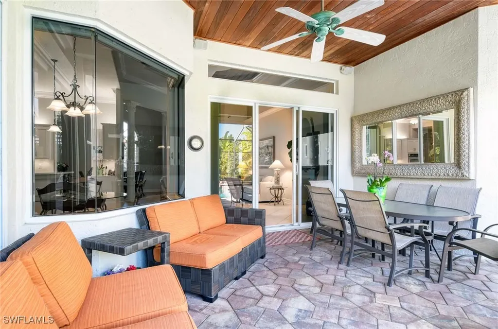 3002 Crayton Road Naples FL 34103