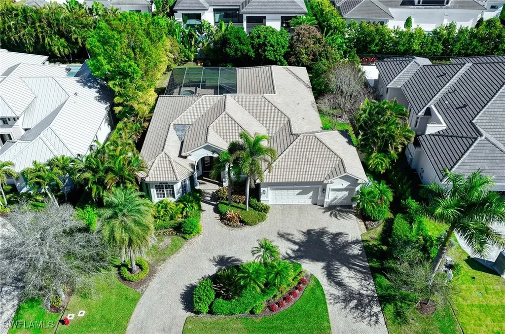 3002 Crayton Road Naples FL 34103