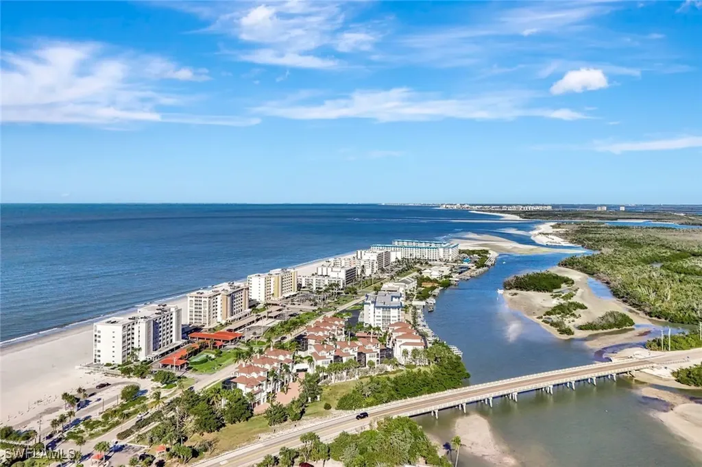 26000 Hickory Boulevard Bonita Springs FL 34134