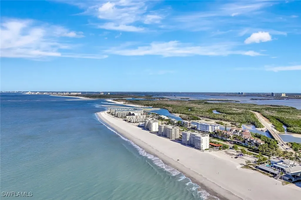 26000 Hickory Boulevard Bonita Springs FL 34134