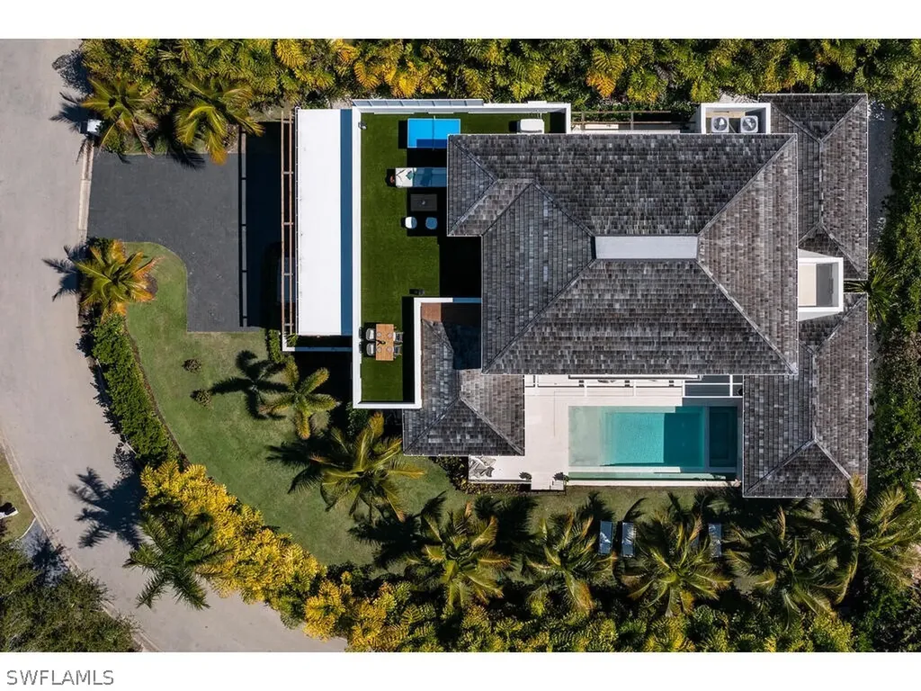 14 Sabre Lane Naples FL 34102