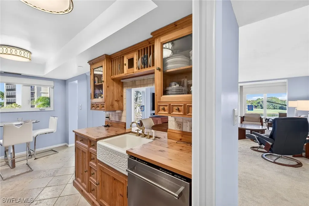 6020 Pelican Bay Boulevard Naples FL 34108