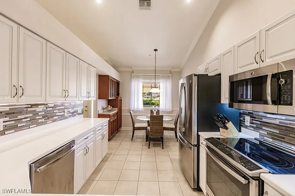 8135 Celeste Drive Naples FL 34113