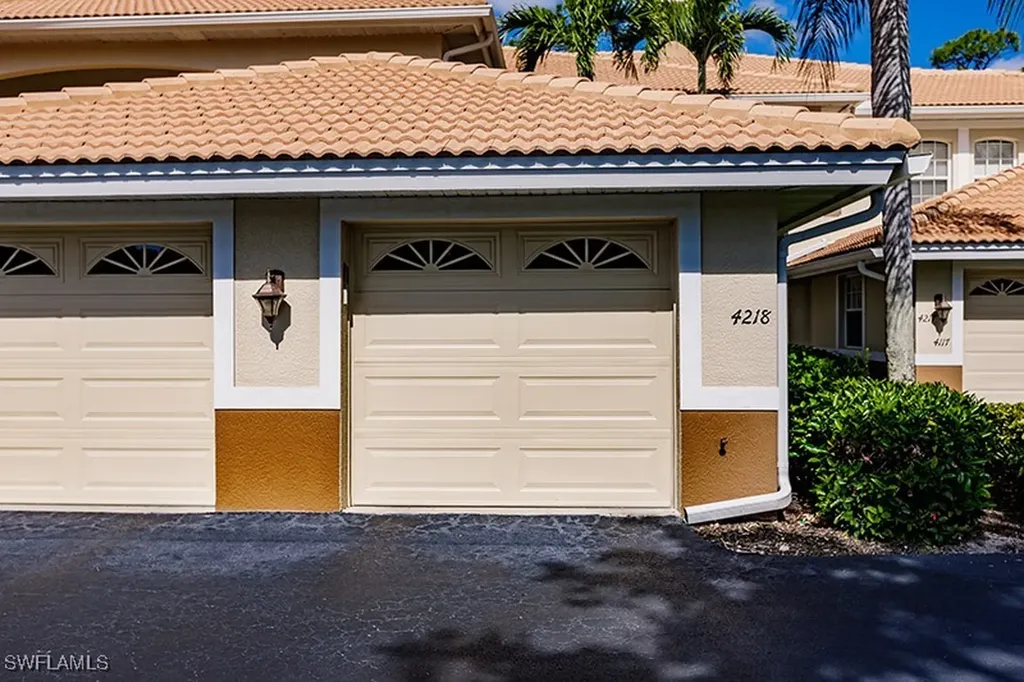 8135 Celeste Drive Naples FL 34113