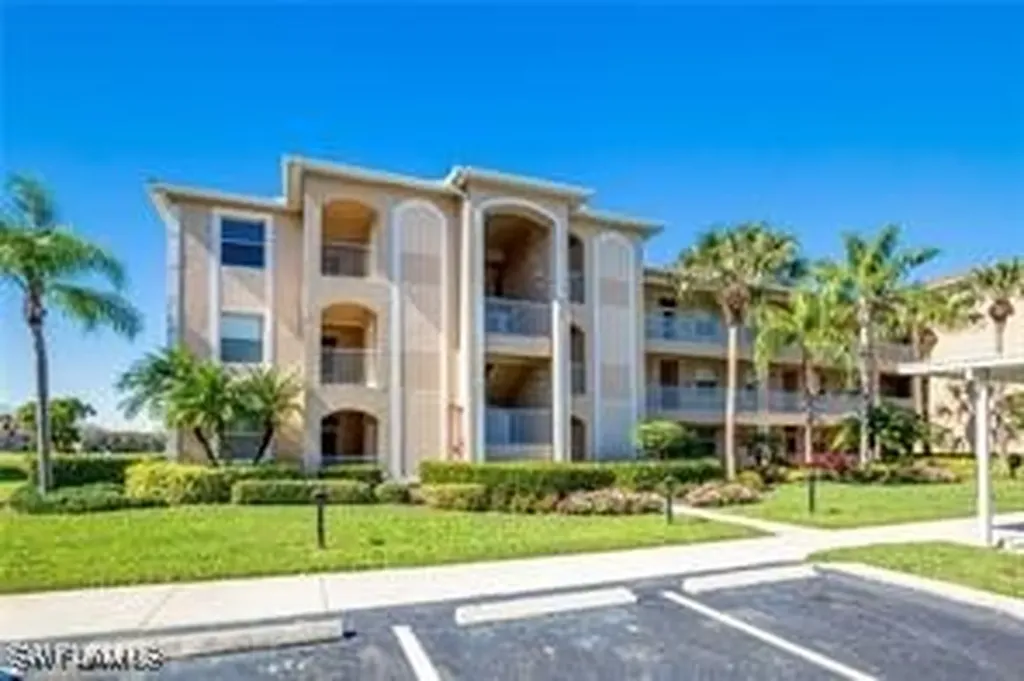 2730 Cypress Trace Circle Naples FL 34119