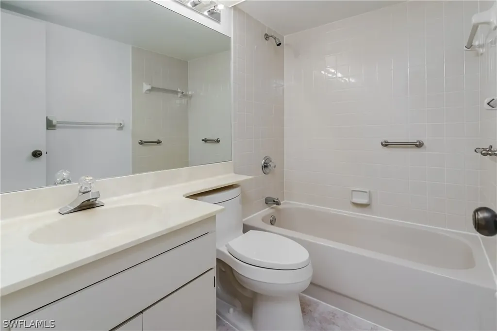 171 Bristol Lane Naples FL 34112