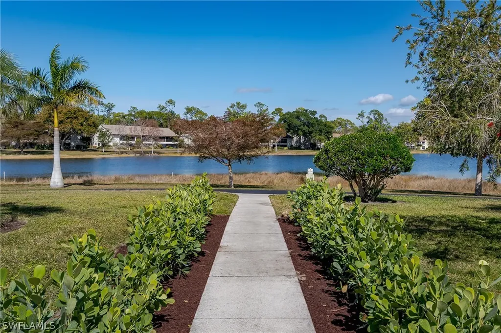 171 Bristol Lane Naples FL 34112