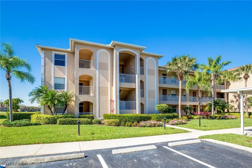 2740 Cypress Trace Circle Naples FL 34119