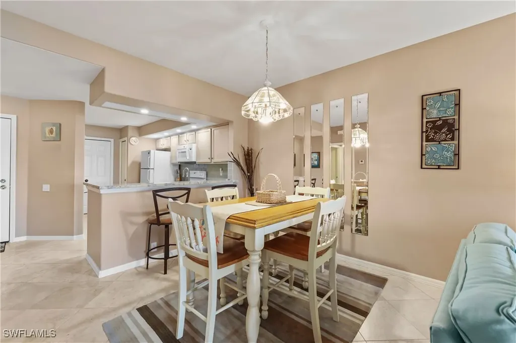 28064 Cavendish Court Bonita Springs FL 34135