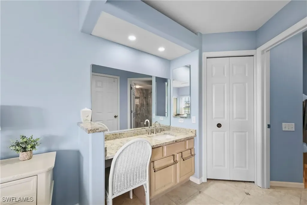 28064 Cavendish Court Bonita Springs FL 34135